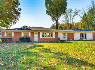 5411 W Ohio Ridge Rd, Columbus, IN 47201