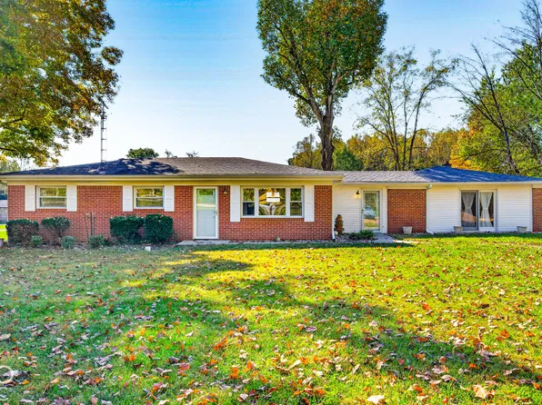 5411 W Ohio Ridge Rd, Columbus, IN 47201