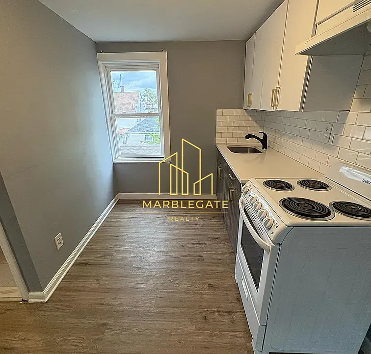 11 Cliff Hill Pl #33