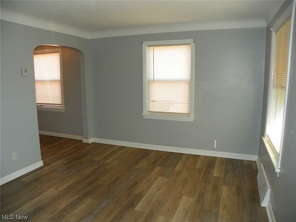 2442 Fortune Ave, Parma, OH 44134 Zillow