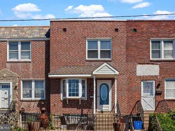 8108 Leon St, Philadelphia, PA 19136