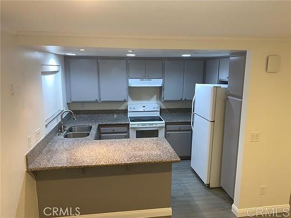 5th image of 1166 Decker St Unit B