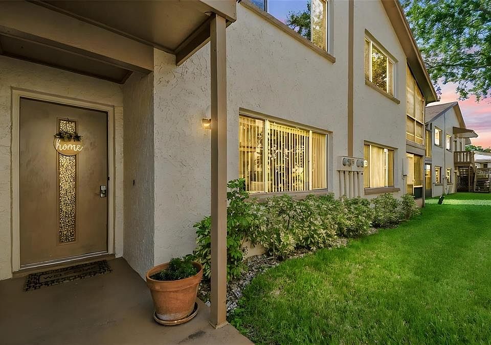 1st image of 4423 Pelorus Dr #B