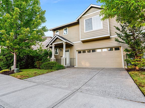 2nd image of 2810 SE 48th Pl