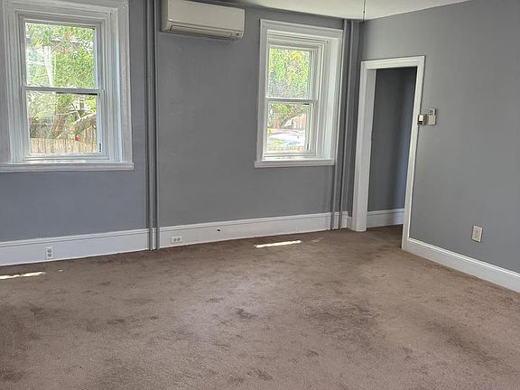 2nd image of 207 Carre Ave