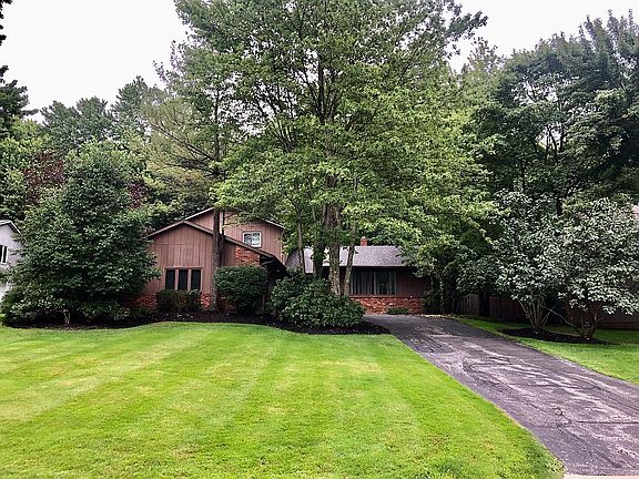 3rd image of 3977 W Meadow Ln