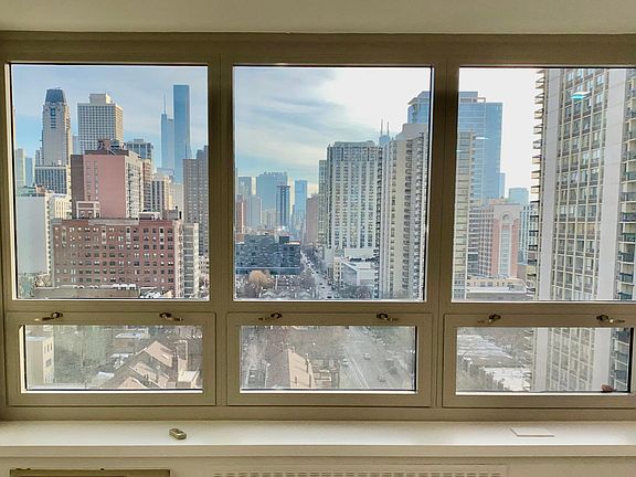 4th image of 88 W Schiller St APT 1606