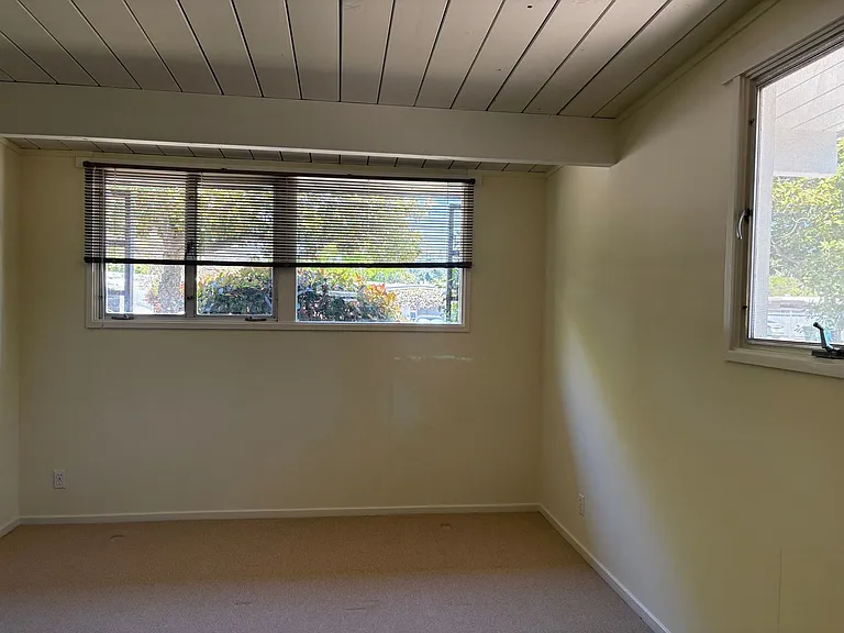14 Roosevelt Cir — Photo 13
