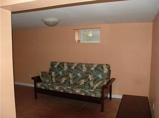 5th image of 156 Oakdale Ave