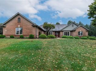 249 Chapel Dr, Springboro, OH 45066