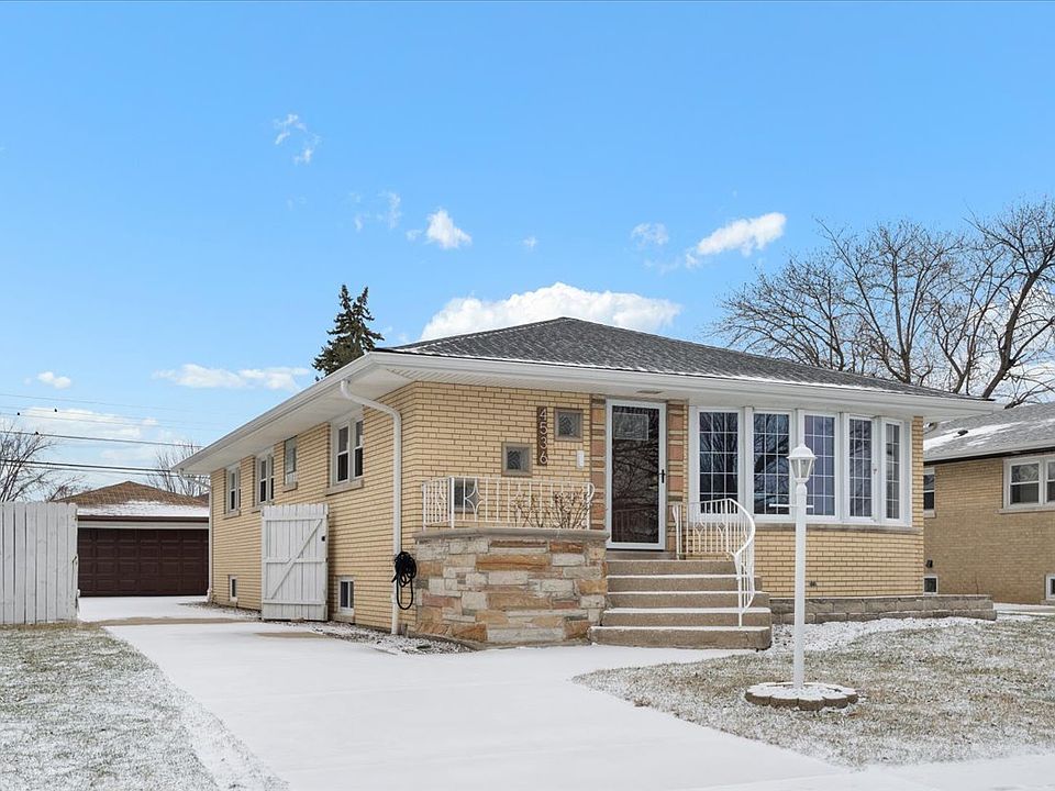 1st image of 4536 W 100th Pl