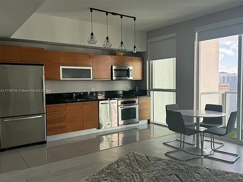 244 Biscayne Blvd #3905 Photo 1
