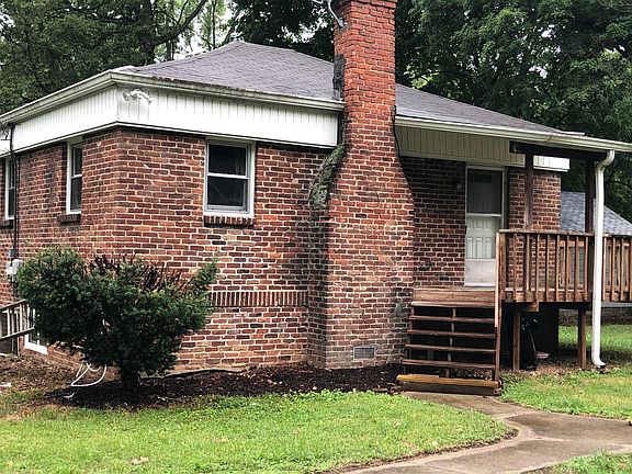 2nd image of 1509 Haynes Ave