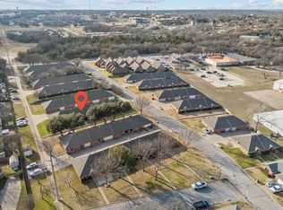 938 Austin Ct, Weatherford, TX 76086