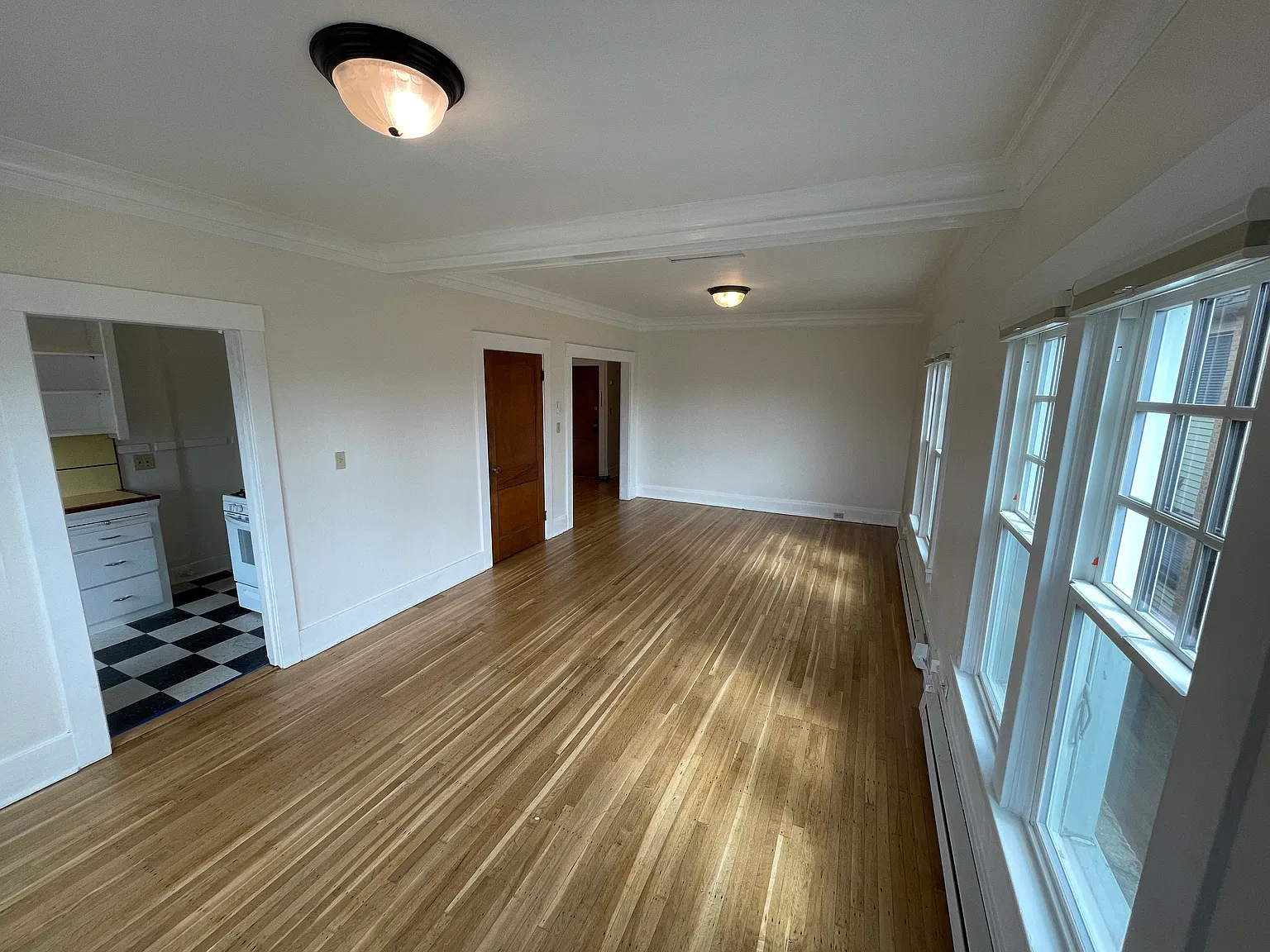 1 bed, 800 sqft, $2,295 — Photo 2