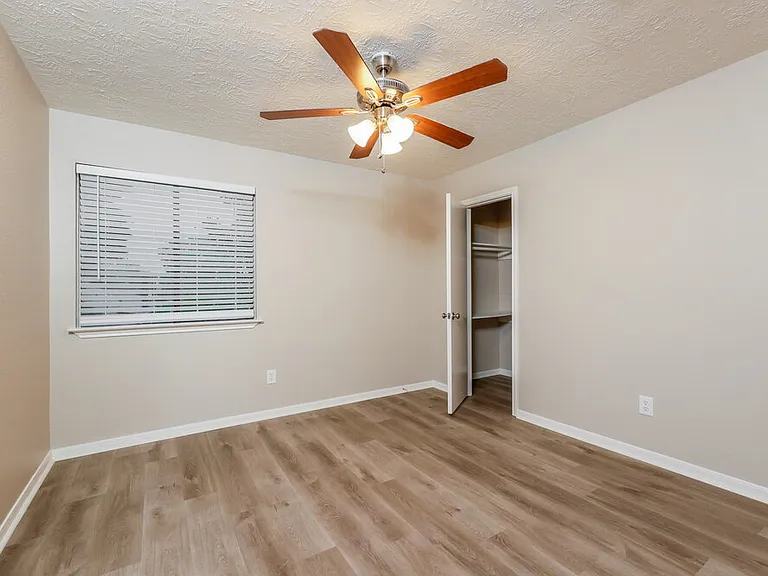 4018 Oakrun Dr — Photo 15