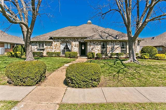 1st image of 3517 Diamondhead Dr
