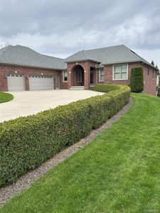 58548 Cory Lake Dr, Washington, MI, 48094