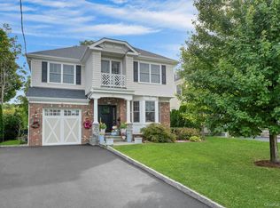 181 Beech St, Eastchester, NY 10709