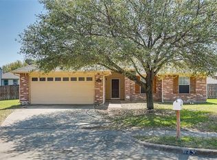 1013 Redding Ct, Saginaw, TX 76131