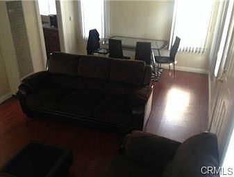 3rd image of 1429 W 59th Pl