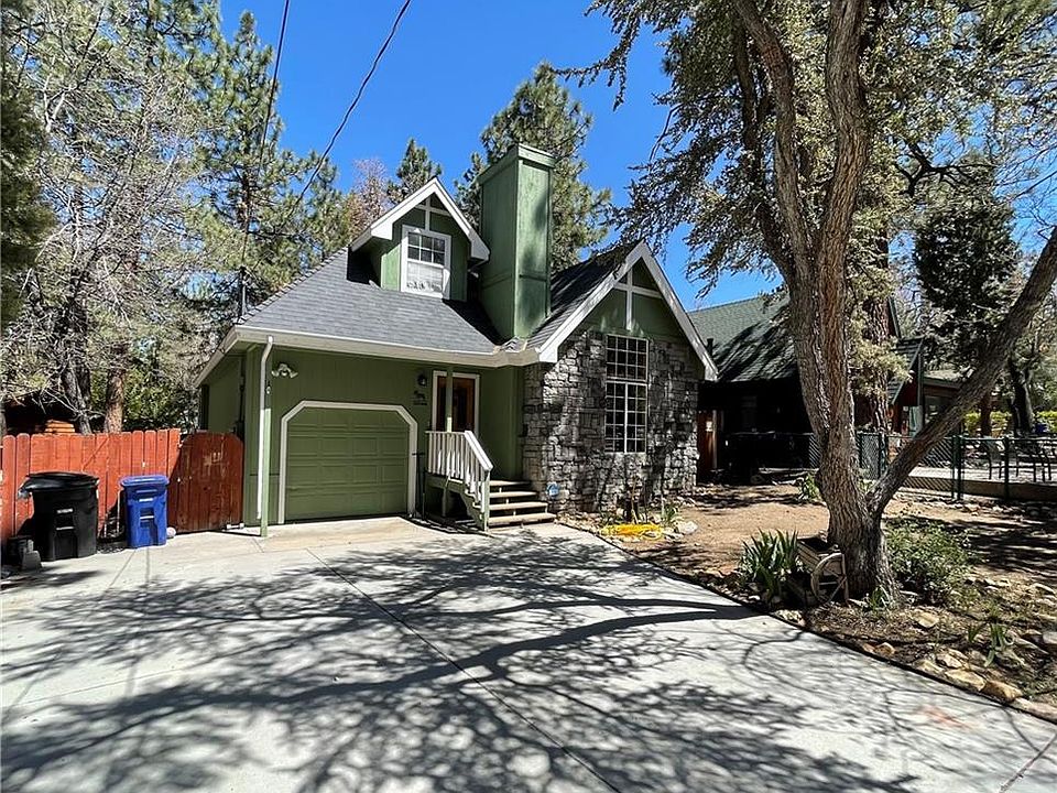 1st image of 275 Highland Ln