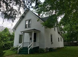 138 Harrison St, Dekalb, IL 60115