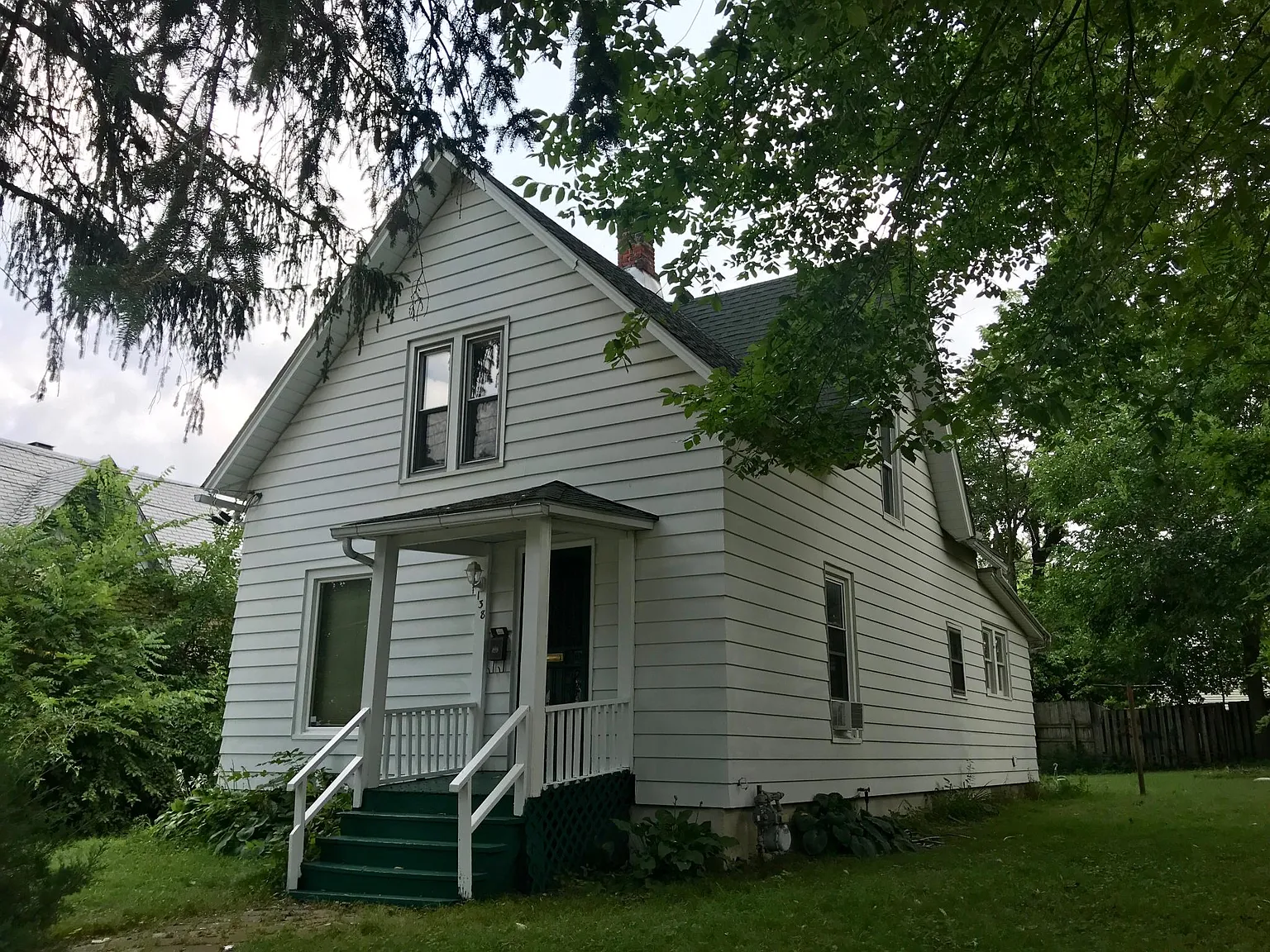 138 Harrison St photo 1