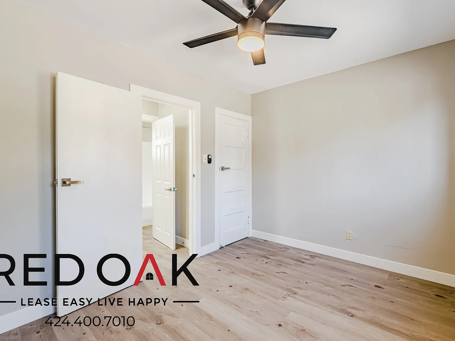 Welcoming 1-Bed with High Ceilings, Stainless Steel Appliances, Walk-In Closet and Parking Availa... — Photo 3