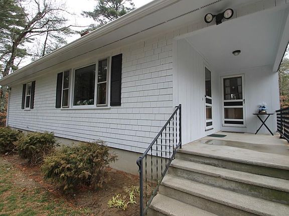 3rd image of 262 Plymouth St