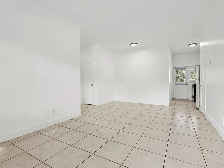 Design Place Miami — Photo 45