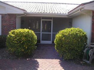 2621 Tarpon Rd, Naples, FL 34102