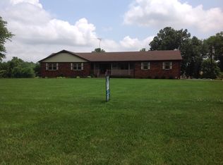 6115 Gracey Sinking Fork Rd, Hopkinsville, KY 42240