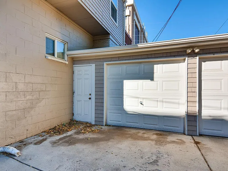 1131 E 16th Ave — Photo 11