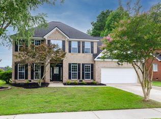 1323 Kingfisher Cir, Hanahan, SC 29410