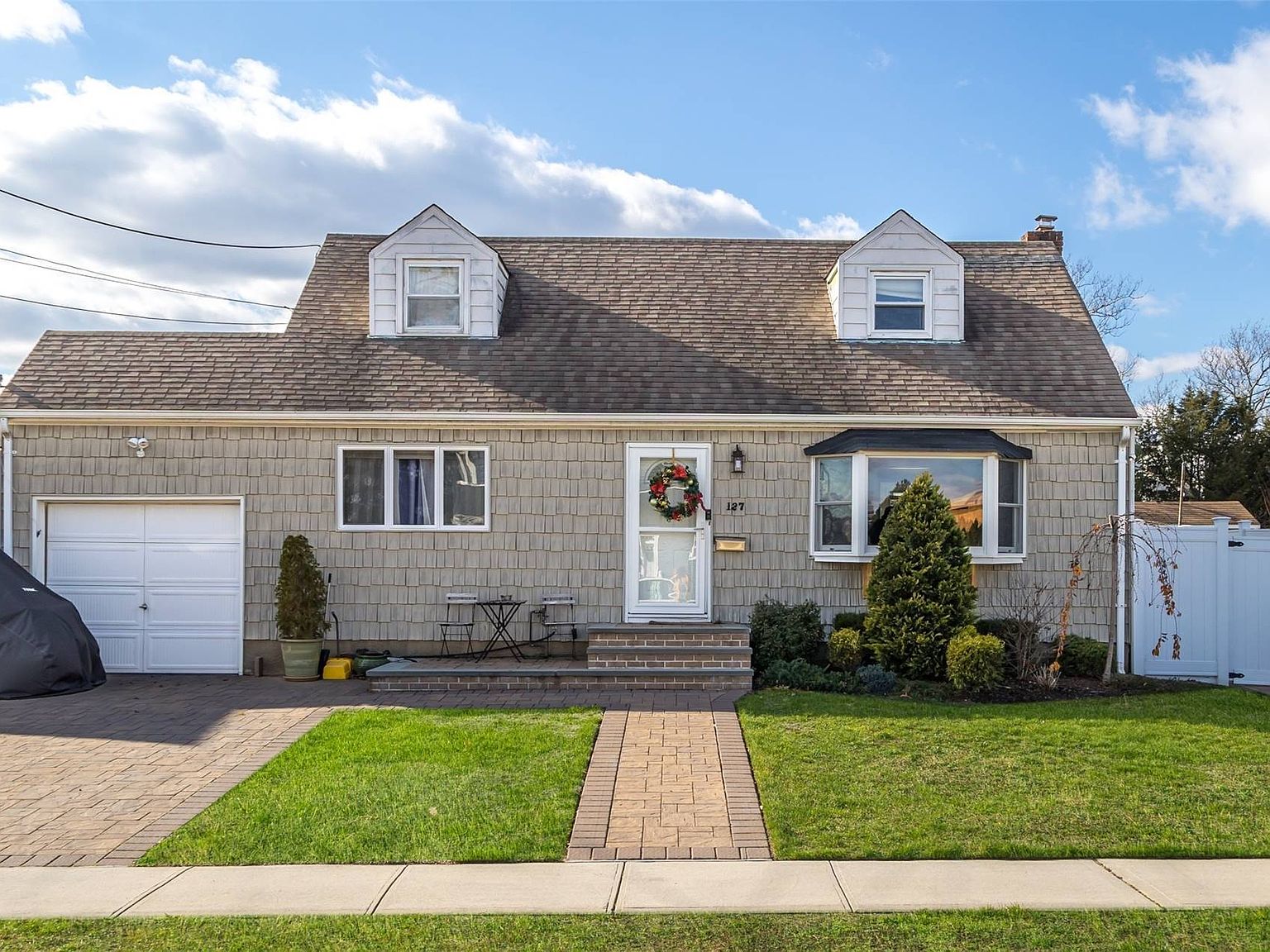 127 Dorothy Drive, East Meadow, NY 11554 Zillow