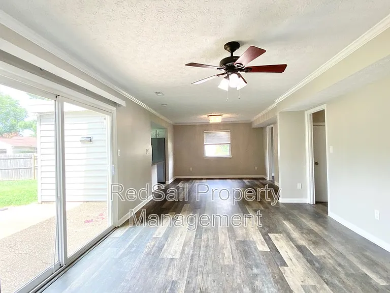 2 Still Harbor Ct — Photo 8