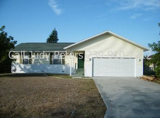 221 SW 43rd Ln, Cape Coral, FL 33914