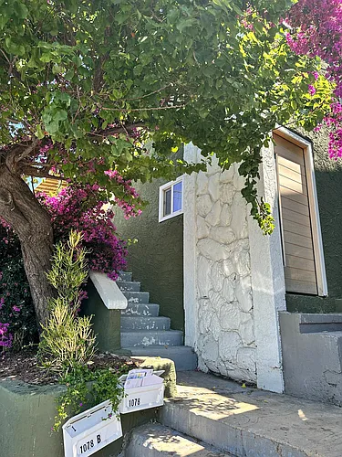 1078 N Rowan Ave #C Photo 1 1078 N Rowan Ave #C Photo 1