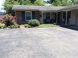7804 Circle Crest Rd, Barbourmeade, KY 40241