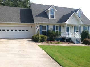 7117 Cedar Hill Dr, Gainesville, GA 30507