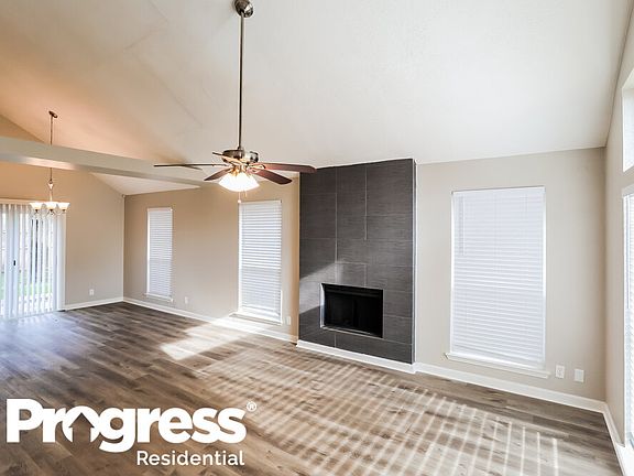 4th image of 5320 Rowcrop Dr