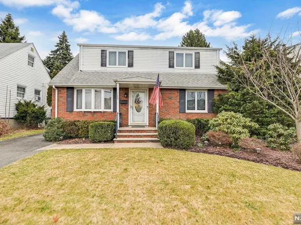 145 Reservoir Ave, Wallington, NJ 07057