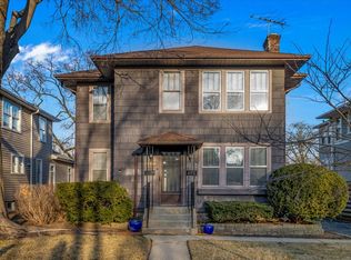 1211 Griffith Rd, Lake Forest, IL 60045