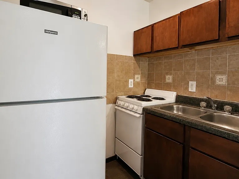 12550 Robin Dr #A — Photo 3