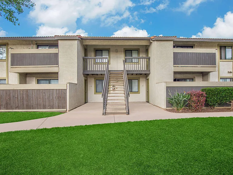 Cassia Apartments — Photo 13