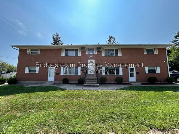 7837 N Main St