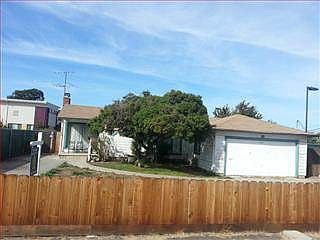 3rd image of 1045 Garden St
