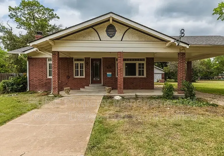 501 E Monroe St — Photo 2
