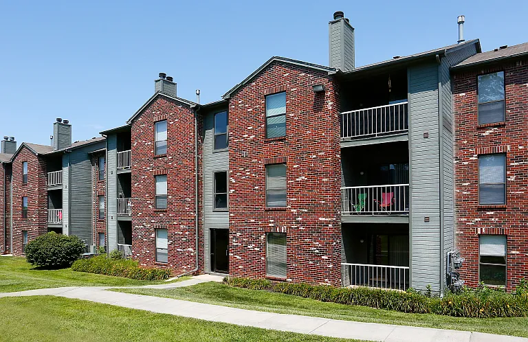 LionsHead Apartments — Photo 10